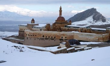 Kayseri Çıkışlı Van Ahlat Doğubayazıt Kars Erzurum Turu