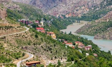 Kayseri Çıkışlı Günübirlik Divriği & Kemaliye Turu